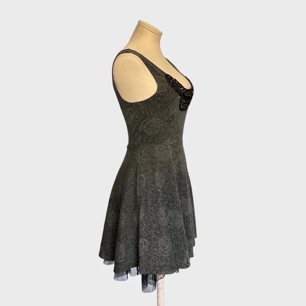 Free People features fit
